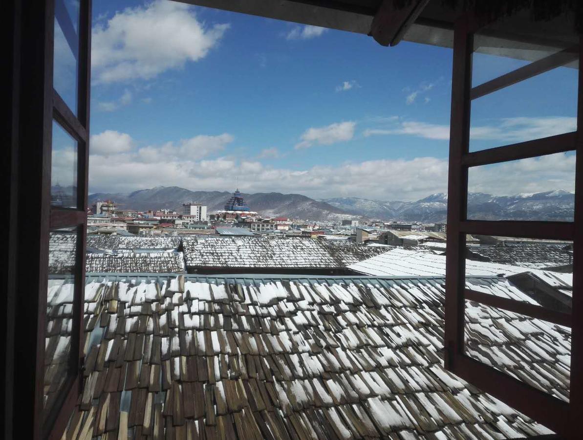 Jiumi Snow Mountain Original Art Hotel แชงกรีลา ภายนอก รูปภาพ